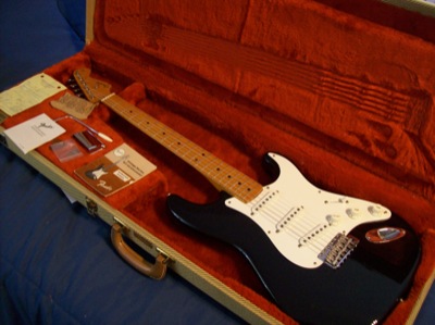 Fender Stratocaster - Rare Features of Early Reissues — 100 0609 0