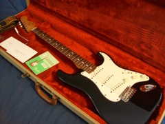 Fender Stratocaster - Reissue Strat Colors — 1983%20%2762%20black