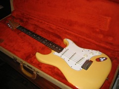 Fender Stratocaster - Reissue Strat Colors — 1983%20%2762%20vintage%20white
