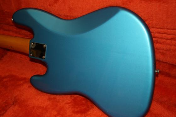 1988 Fender '62 Reissue Jazz Bass - SOLD. — 010 10