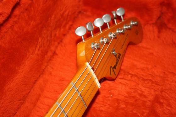 Fender 1982 American '57 Reissue Strat. $4000 — 010 5