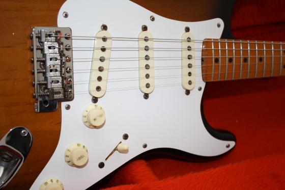 Fender 1982 American '57 Reissue Strat. $4000 — 011 5