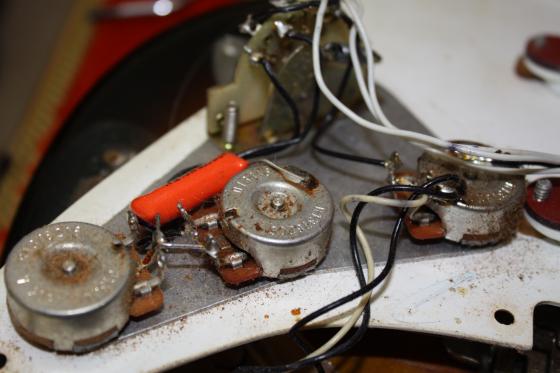 Fender 1982 American '57 Reissue Strat. $4000 — 030 1