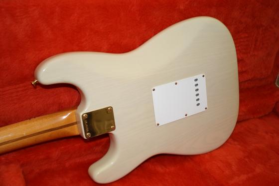 1987 Fender '57 Mary Kay Reissue Strat - SOLD — 034 3