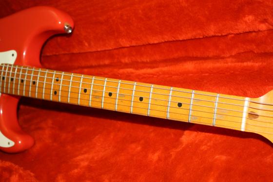 1982 Fender '57 Reissue Stratocaster. $3750 — 044 4
