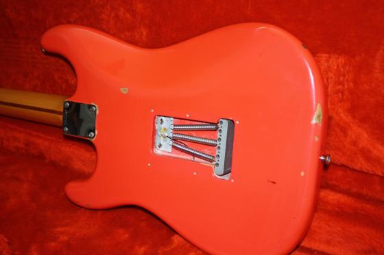 1982 Fender '57 Reissue Stratocaster. $3750 — 050 0