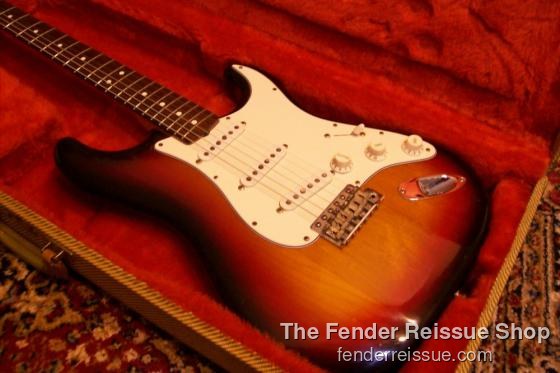 1984 Fender '62 Reissue Stratocaster - SOLD — 100 0005