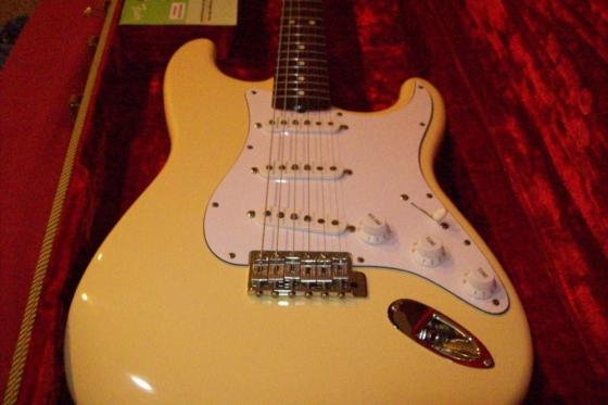1988 Fender '62 Reissue Stratocaster - SOLD — 100 0200