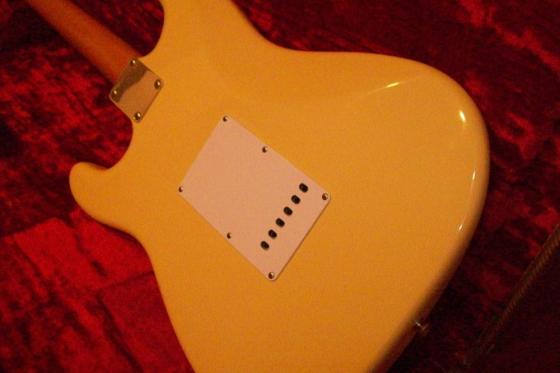 1988 Fender '62 Reissue Stratocaster - SOLD — 100 0207