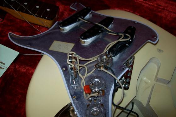 1988 Fender '62 Reissue Stratocaster - SOLD — 100 0214