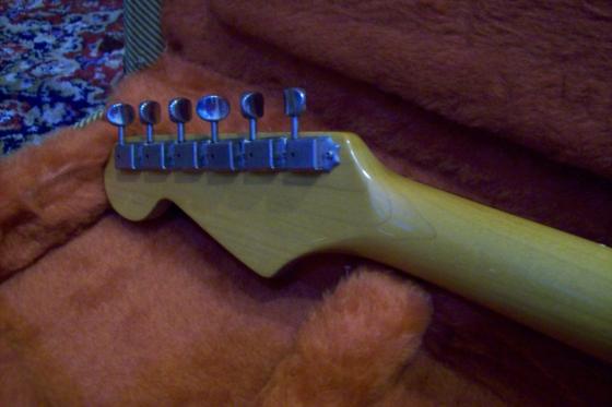 1989 Fender '62 Reissue Stratocaster - SOLD. — 100 0243