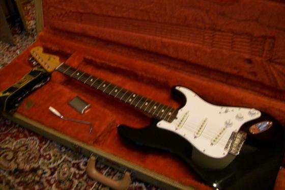 1988 Fender '62 Reissue Stratocaster - SOLD — 100 0260
