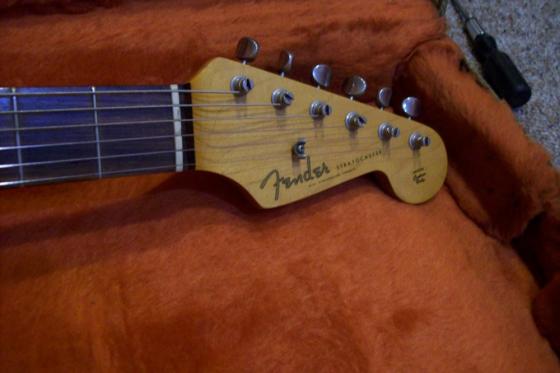 1988 Fender '62 Reissue Stratocaster - SOLD — 100 0264 0