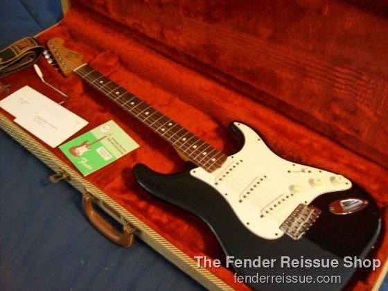 1983 Fender '62 Reissue Stratocaster. $4150 — 100 0769