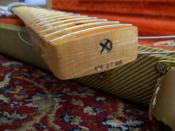 1989 Fender '57 Reissue Precision Bass. V030004 - Sold — 100 1404