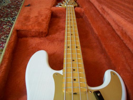1989 Fender '57 Reissue Precision Bass. V030004 - Sold — 100 1416