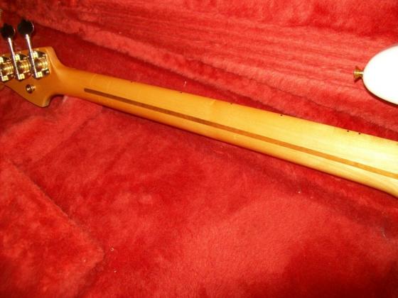 1989 Fender '57 Reissue Precision Bass. V030004 - Sold — 100 1423