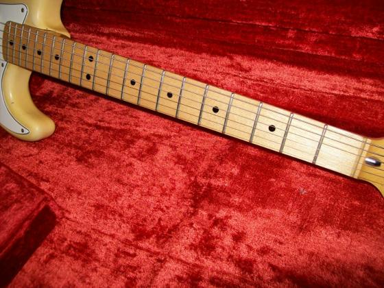 fender 1973 stratocaster neck maple