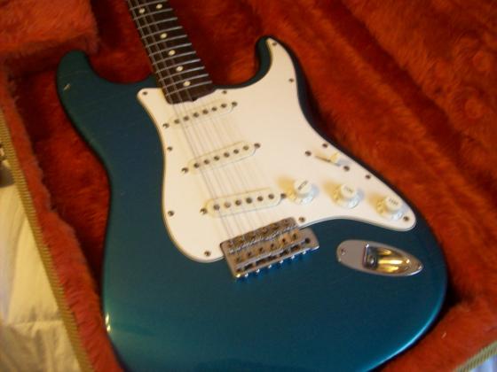 1988 Fender '62 Reissue Stratocaster - SOLD. — 100 2512