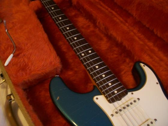1988 Fender '62 Reissue Stratocaster - SOLD. — 100 2513
