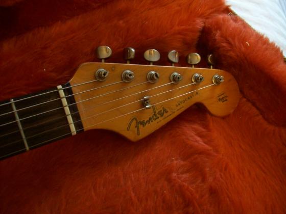 1988 Fender '62 Reissue Stratocaster - SOLD. — 100 2516