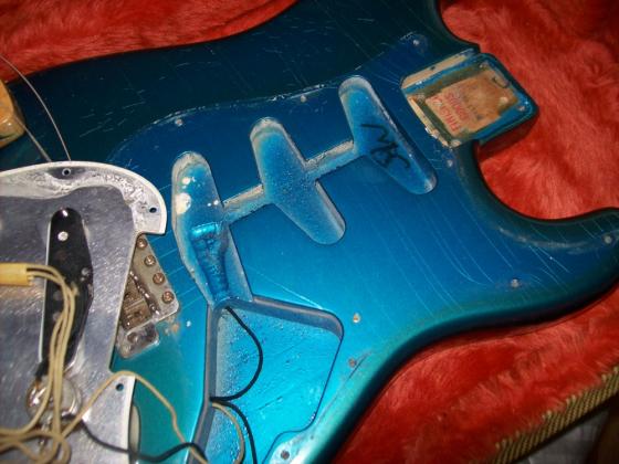 1988 Fender '62 Reissue Stratocaster - SOLD. — 100 2527