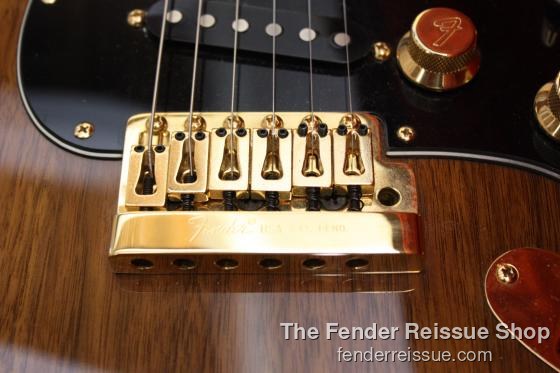 1982 Fender Walnut "The Strat" SOLD. — 15