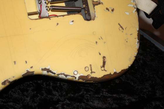 Fender Custom Shop Yngwie Malmsteen Play Loud Stratocaster - $8250. SOLD. — 273