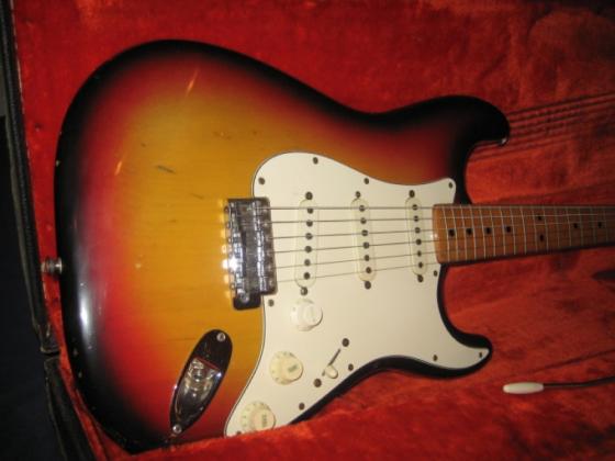 1973 1072 fender stratocaster sunburst vintage