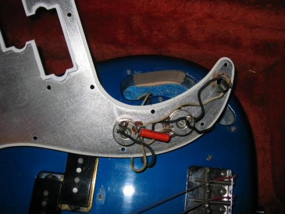 1983 Fender '62 Reissue Precision Bass. V009782 - Sold