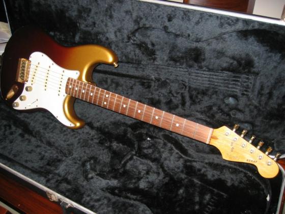 Fender 1980 The Strat in Stratoburst