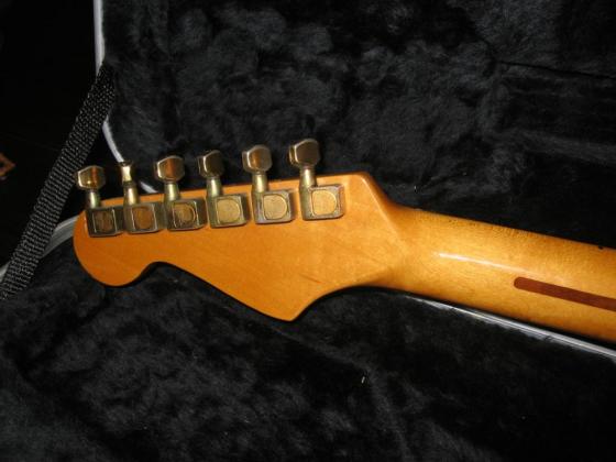 Fender 1980 The Strat Headstock