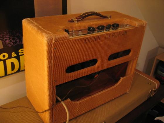 1956 Fender Vibrolux - $3499. SOLD.