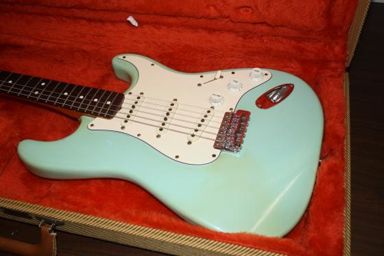 1991 Fender '62 Reissue Stratocaster. SOLD.