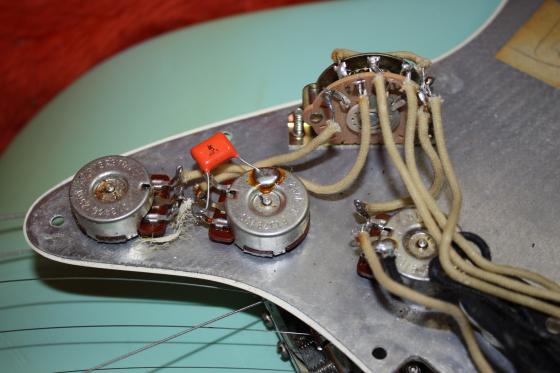 1991 Fender '62 Reissue Stratocaster. SOLD.